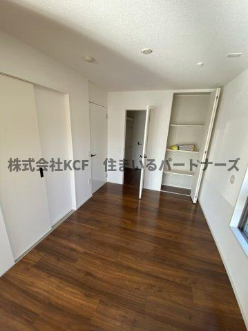コウジィーコート葉山の寝室|ゆとりの広さです