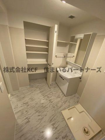 コウジィーコート葉山の独立洗面台|独立洗面台です