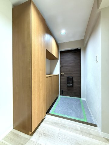 コープ野村月寒西の玄関