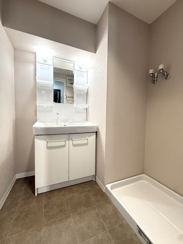 コープ野村月寒西の独立洗面台