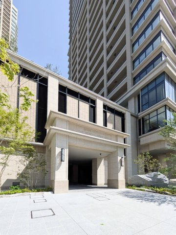 グラングリーン大阪 THE NORTH RESIDENCEの駐車場