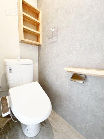 Maison Blancheのトイレ|嬉しい温水洗浄便座付き♪