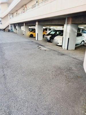 【駐車場】 | 第一コーポ学苑 | 駐車場に車を止められます
