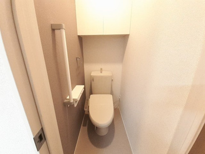 【トイレ】 | エスペランサ別府 | 清潔感のあるトイレです