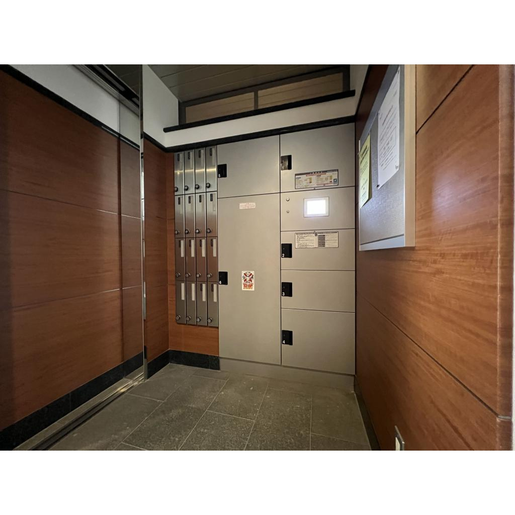 芦屋ＣＵＢＥ山手のエントランス