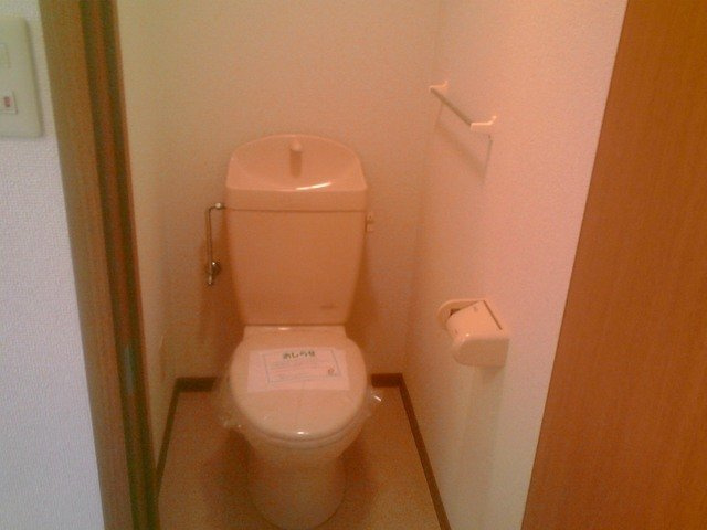 シャトレ小竹　Ⅰのトイレ|シンプルで使いやすいトイレです