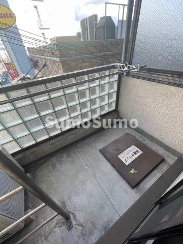 サンパティック須磨のバルコニー|バルコニーからの眺めを楽しみながら食事をしませんか