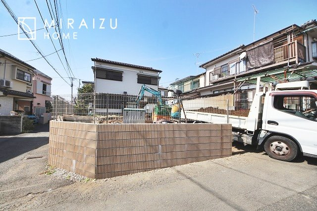 【外観】 | プライバシー性と開放感を高める住環境。陽当たりの良い開かれたロケーションを活かし、心地よい暮らしをプランニング
