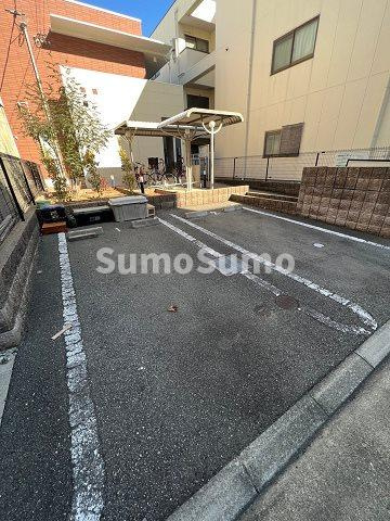 ソレイユ ルヴァンの駐車場|外観もきれいです