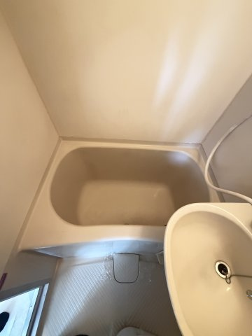 ルーブル西灘の浴室