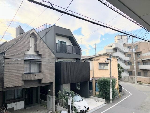 セレステ三軒茶屋の外観