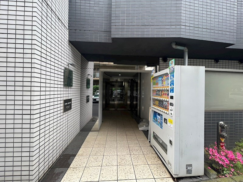 メイクスデザイン桜新町のエントランス