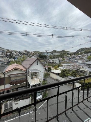 ビーコート丸山のバルコニー