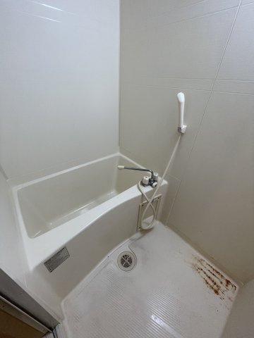 ビーコート丸山の浴室