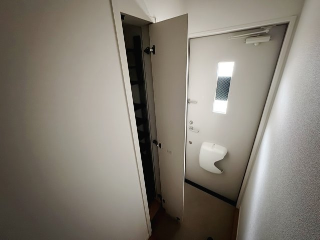 AP IWASHIYAの玄関