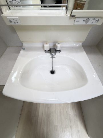 ハイツ六甲の洗面所