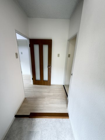 ハイツ六甲の玄関