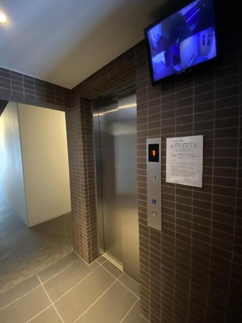 インペリアル弦巻のロビー