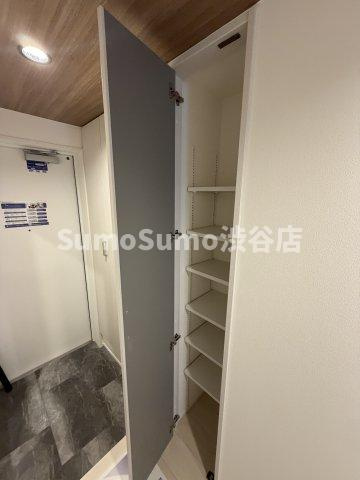 レジディア学芸大学の収納