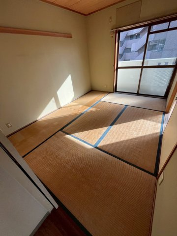 アネックス土井の和室