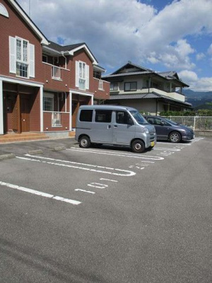 【駐車場】 | クレールＭＫ