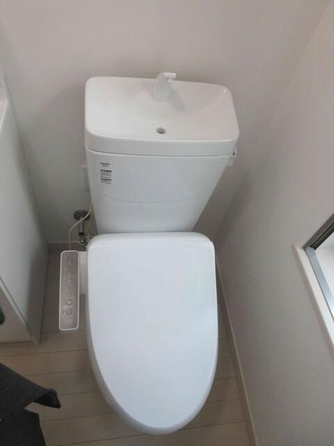 グランツハイム青井のトイレ