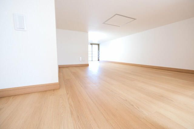 クレール小山
