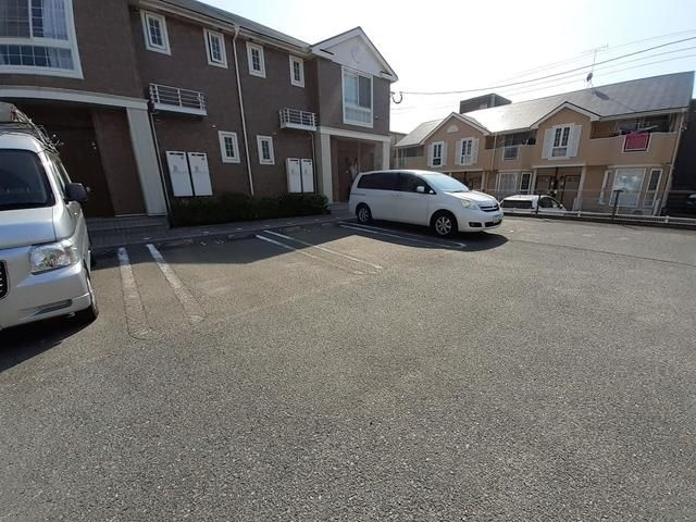 グリーン・ヒルズⅡの駐車場