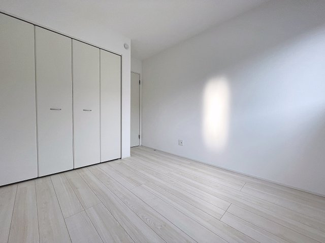 新築戸建・新築建売　郡山市安積町長久保三丁目　安積第三小・安積第二中の洋室|全居室収納完備！収納が多いとお部屋もスッキリします！