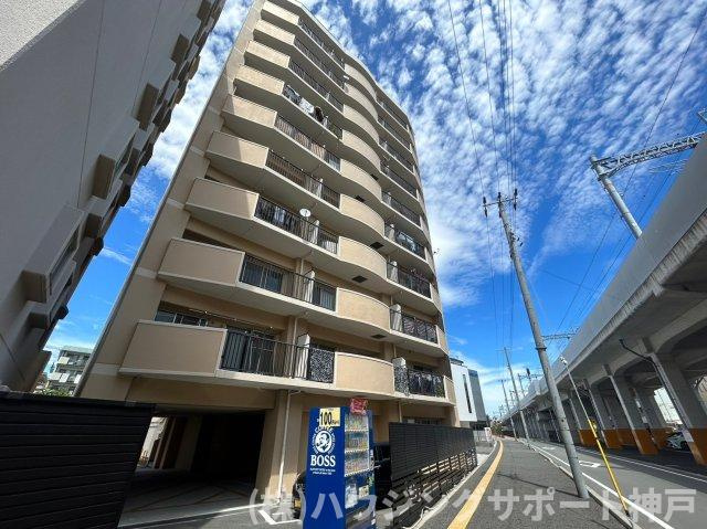 カンパーナ明石の外観