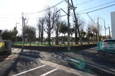 【周辺】 | カルム | ☆物件前に大きな公園☆