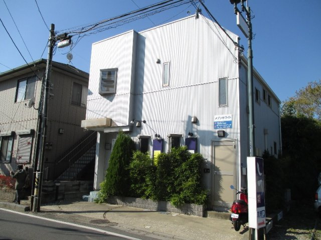 メゾンホワイト