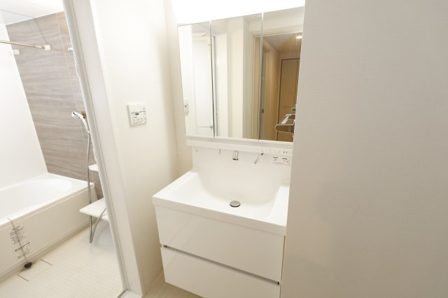 アジロハイツの洗面所