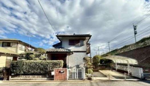 狭山市柏原　中古戸建の外観