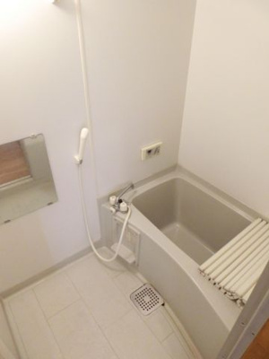 【浴室】 | 栄ハイツ | ※同タイプの別の部屋の写真です。