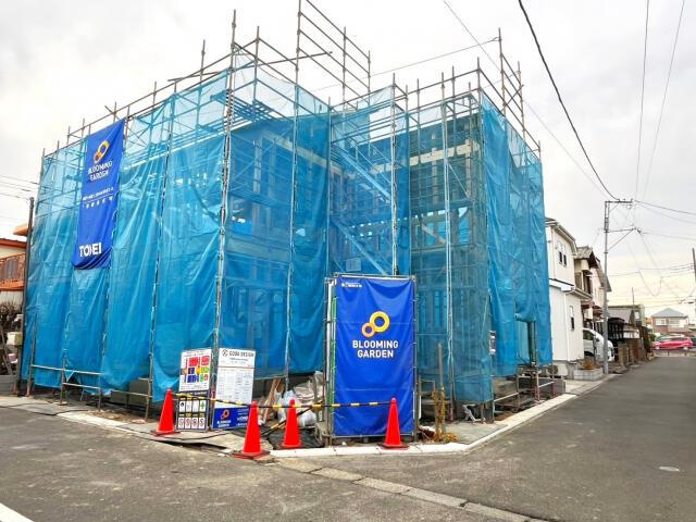 久喜市栗原２丁目の新築一戸建の前面道路含む現地写真|上棟【2026/2/20撮影】 
