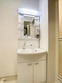 【独立洗面台】 | コンフォート川口 | ※家具・小物はイメージです