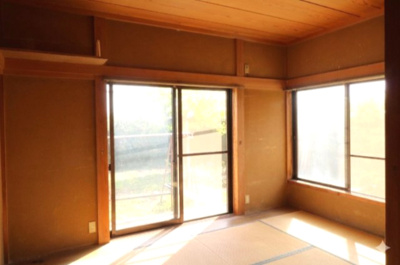 【和室】 | 桜川市真壁町原方6DK中古住宅 | 室内をイメージしやすくするため、一部の家具やお荷物を加工で消去しております。