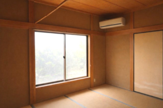 【和室】 | 桜川市真壁町原方6DK中古住宅 | 室内をイメージしやすくするため、一部の家具やお荷物を加工で消去しております。