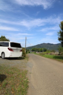 【前面道路含む現地写真】 | 桜川市真壁町原方6DK中古住宅