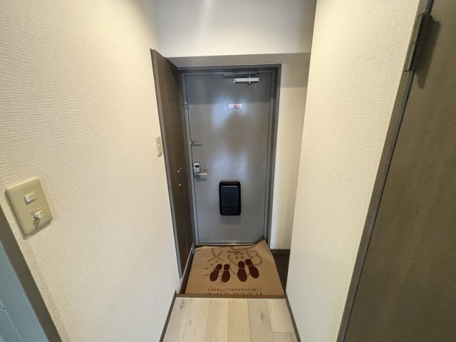 サウザー岡本の玄関