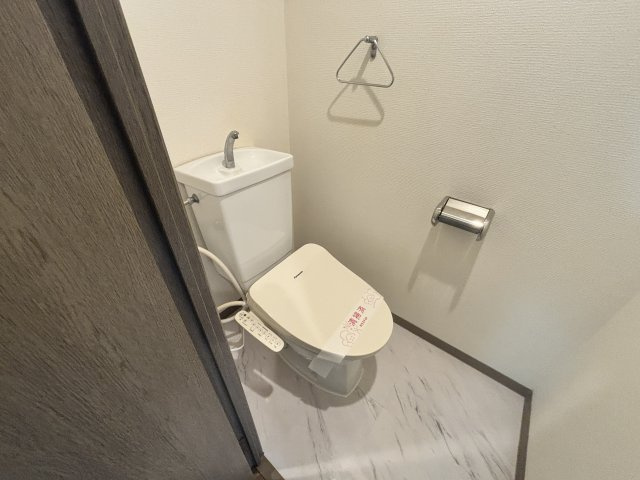 サウザー岡本のトイレ