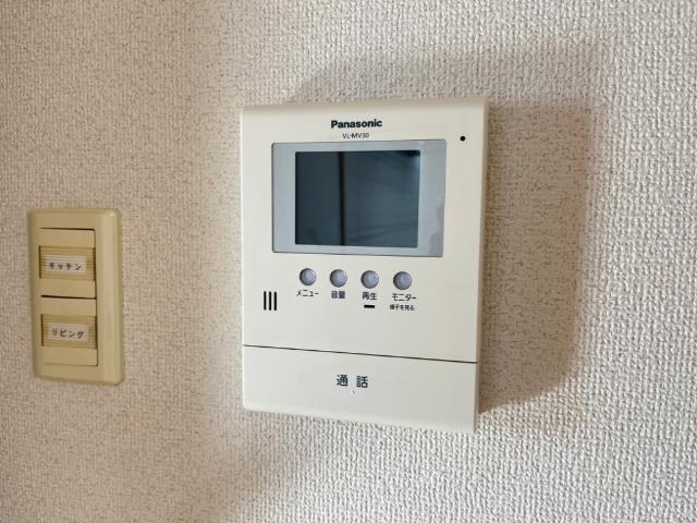 Slow　Hand壱番館のセキュリティ|カメラ付インターホン