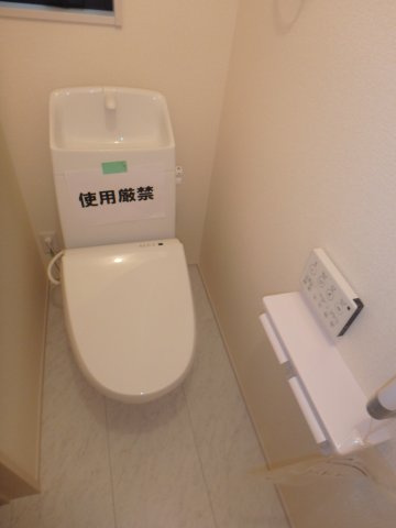川越市かすみ野新築戸建のトイレ