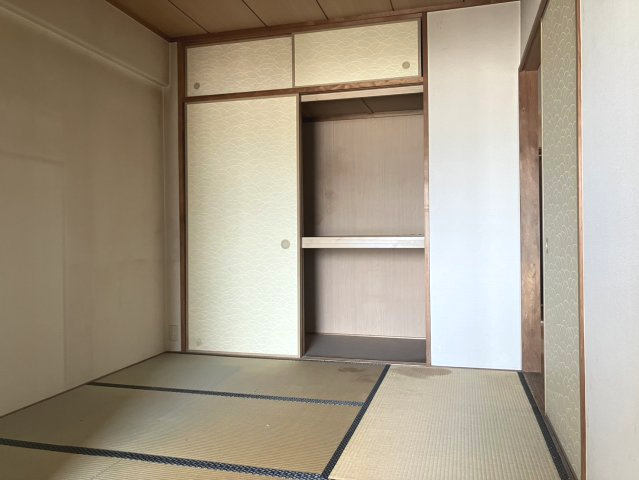 新森公園レックスマンションの和室