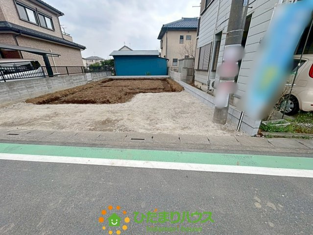 白岡市篠津　新築一戸建て　リーブルガーデンの駐車場|2026/3/30　撮影