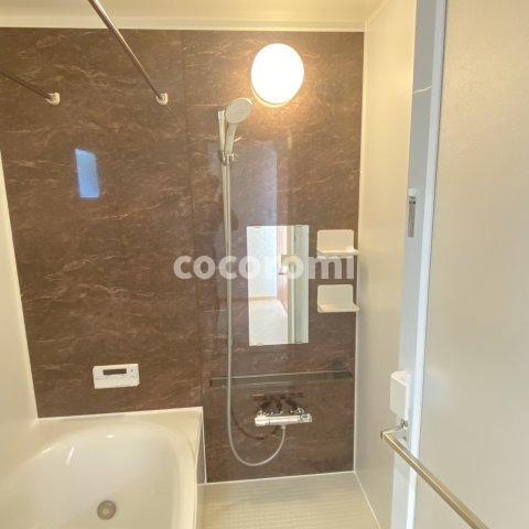 大池町戸建の玄関