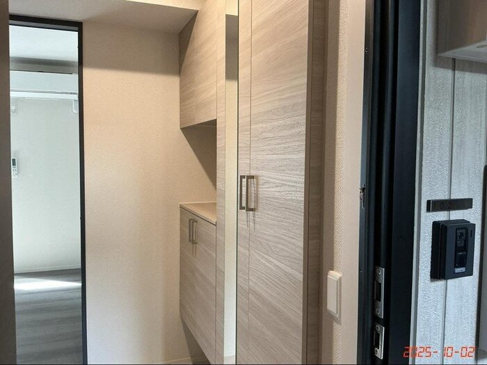 D-Crinum 本田町の玄関