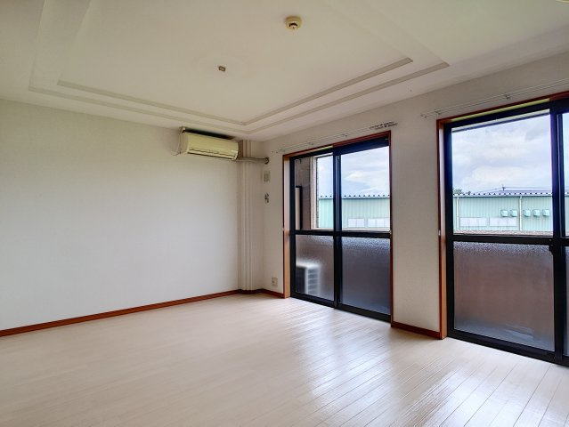 ピュア・エスポアールの居間・リビング