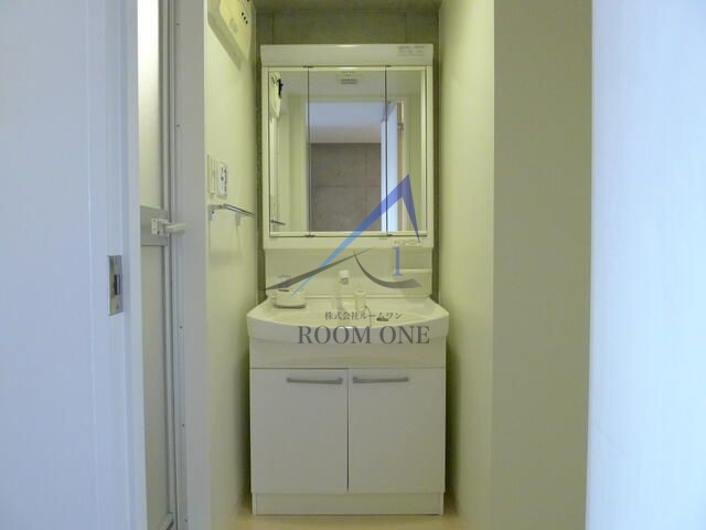 エクセルコートイズミの洗面所|洗面台です。